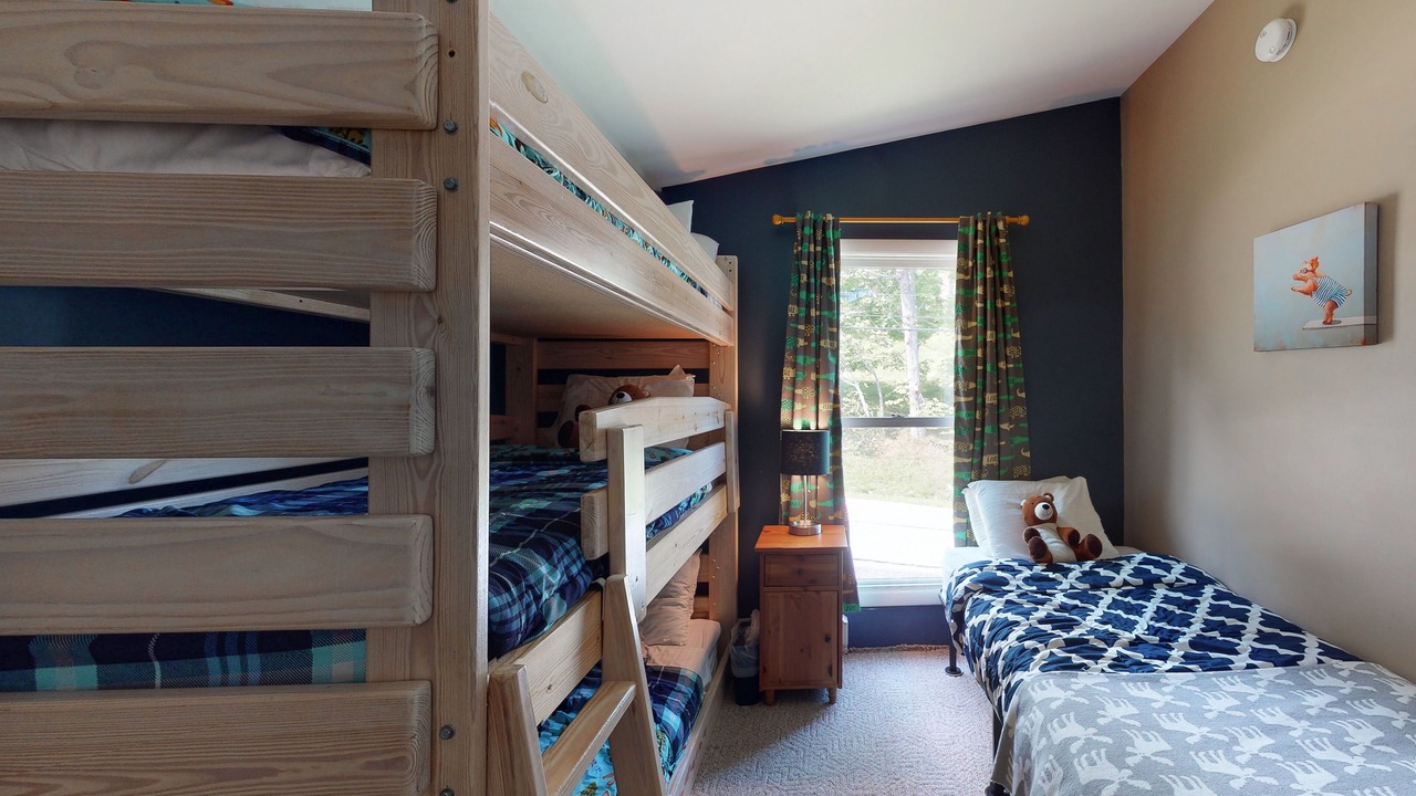 Photo of Bedroom in Warren