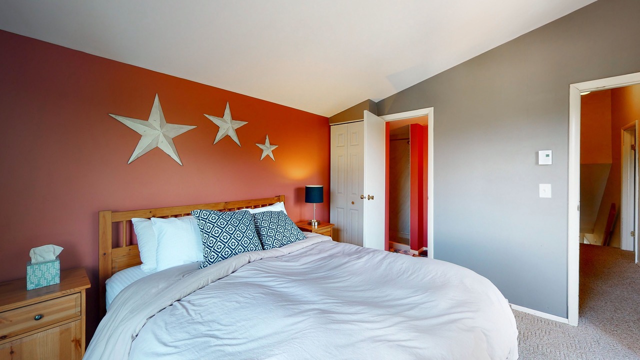 Photo of Bedroom in Warren