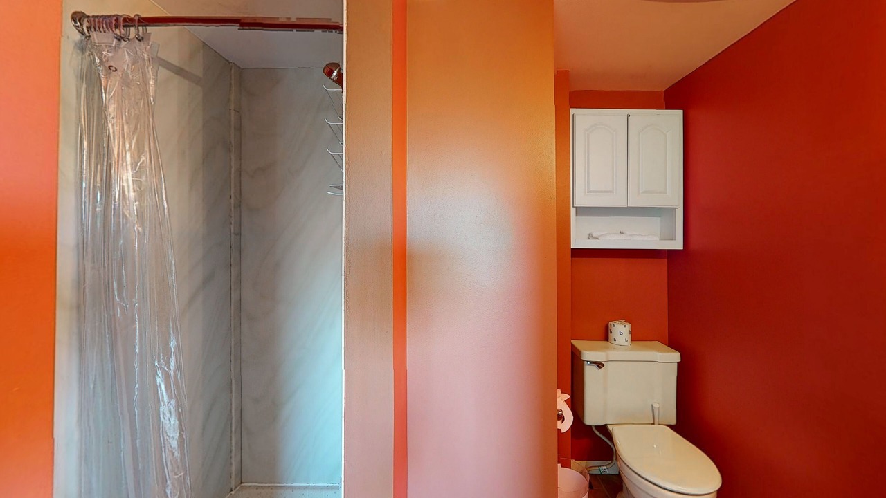 Photo of Bathroom in Warren