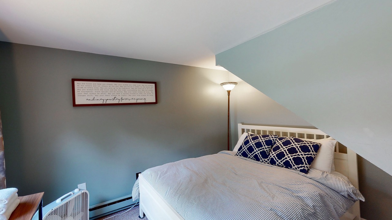 Photo of Bedroom in Warren