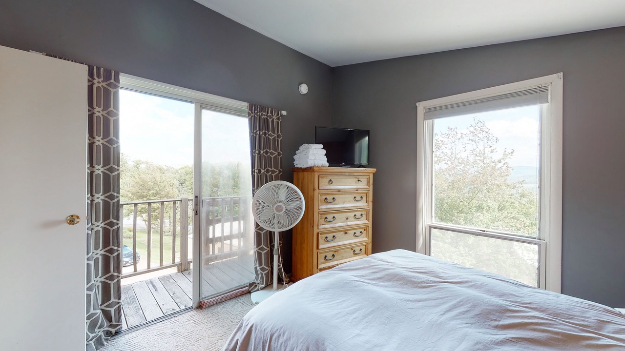 Photo of Bedroom in Warren