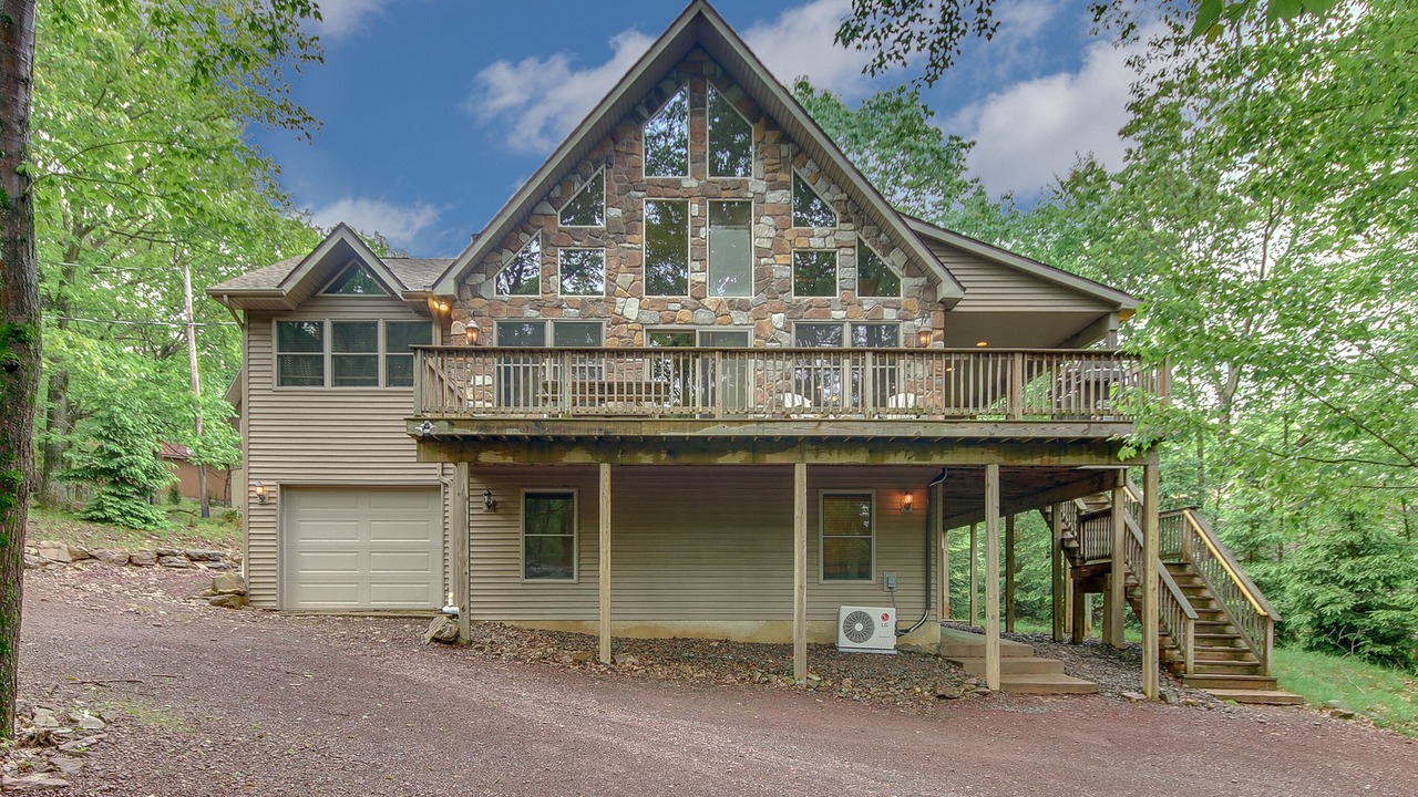 Photo of Outdoor in Lake Harmony
