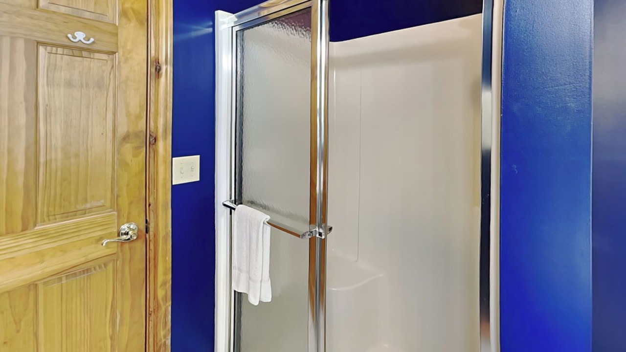 Photo of Bathroom in North Glade Hills
