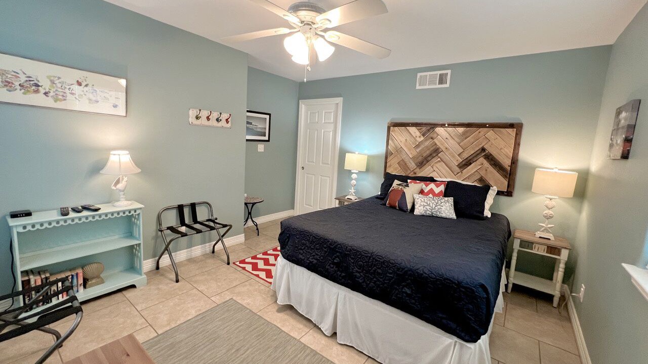 Photo of Bedroom in Port Bolivar
