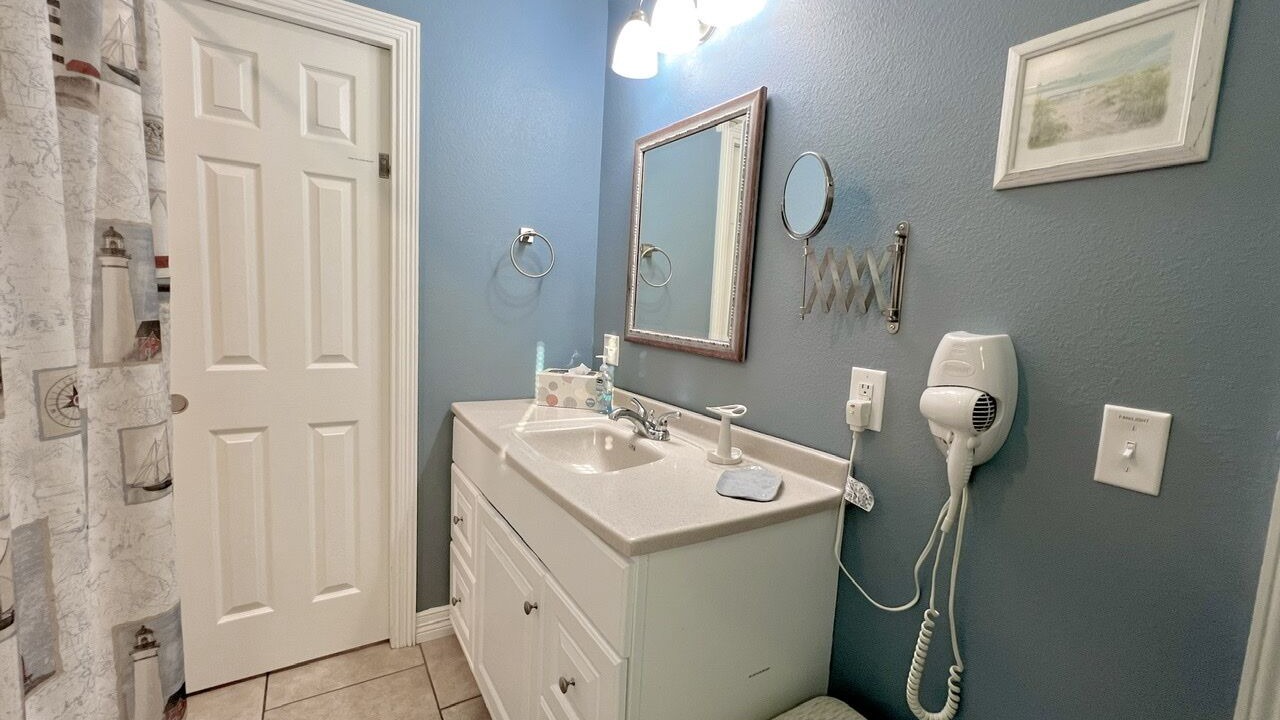 Photo of Bathroom in Port Bolivar