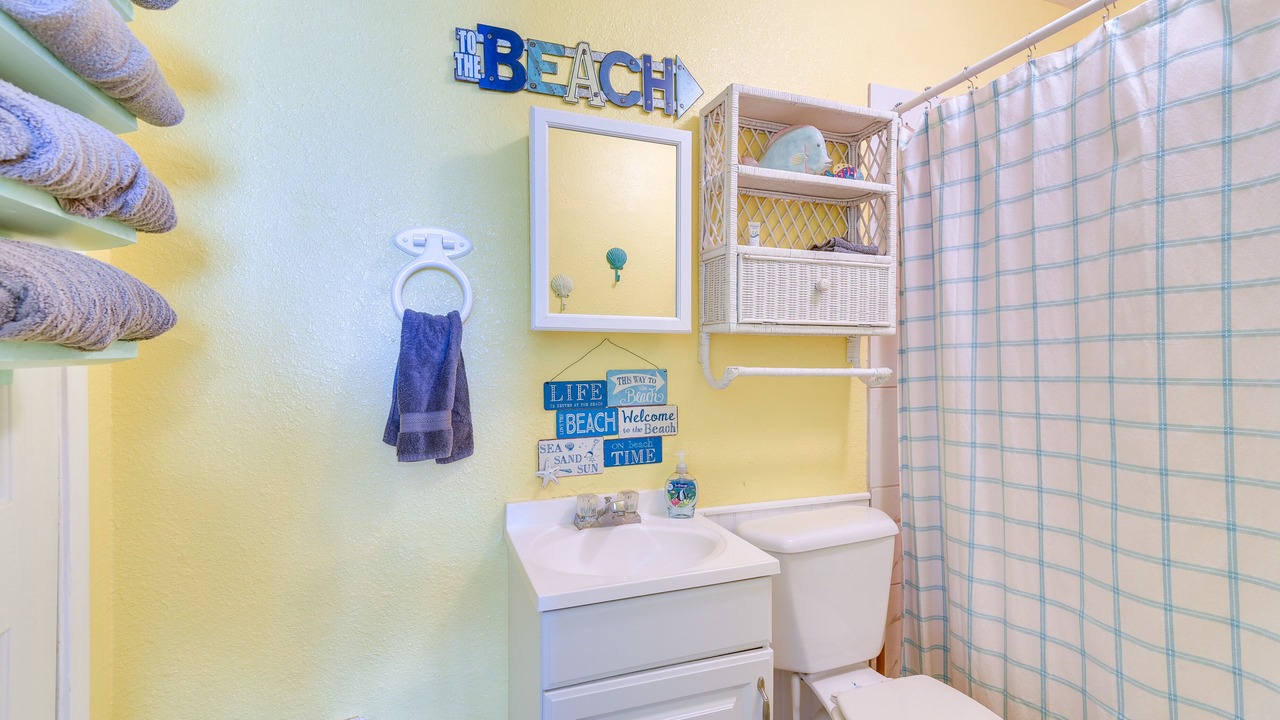 Photo of Bathroom in Surfside Beach