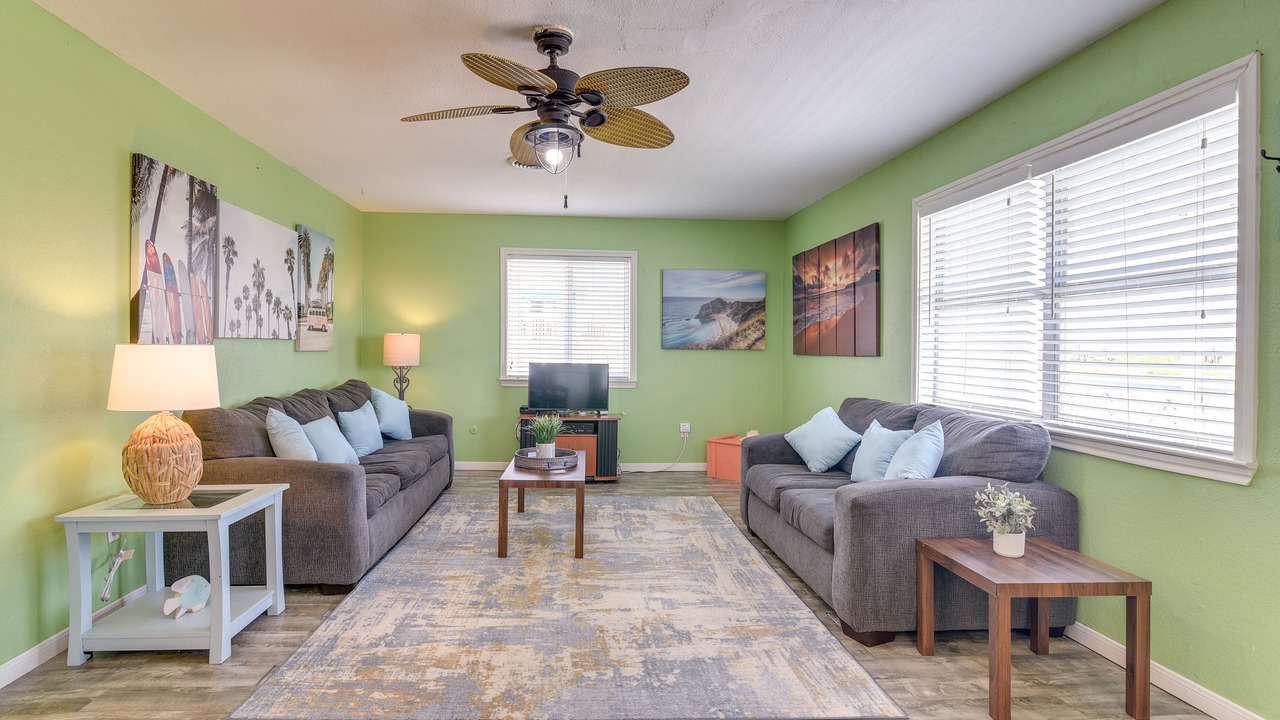 Photo of Bedroom in Surfside Beach