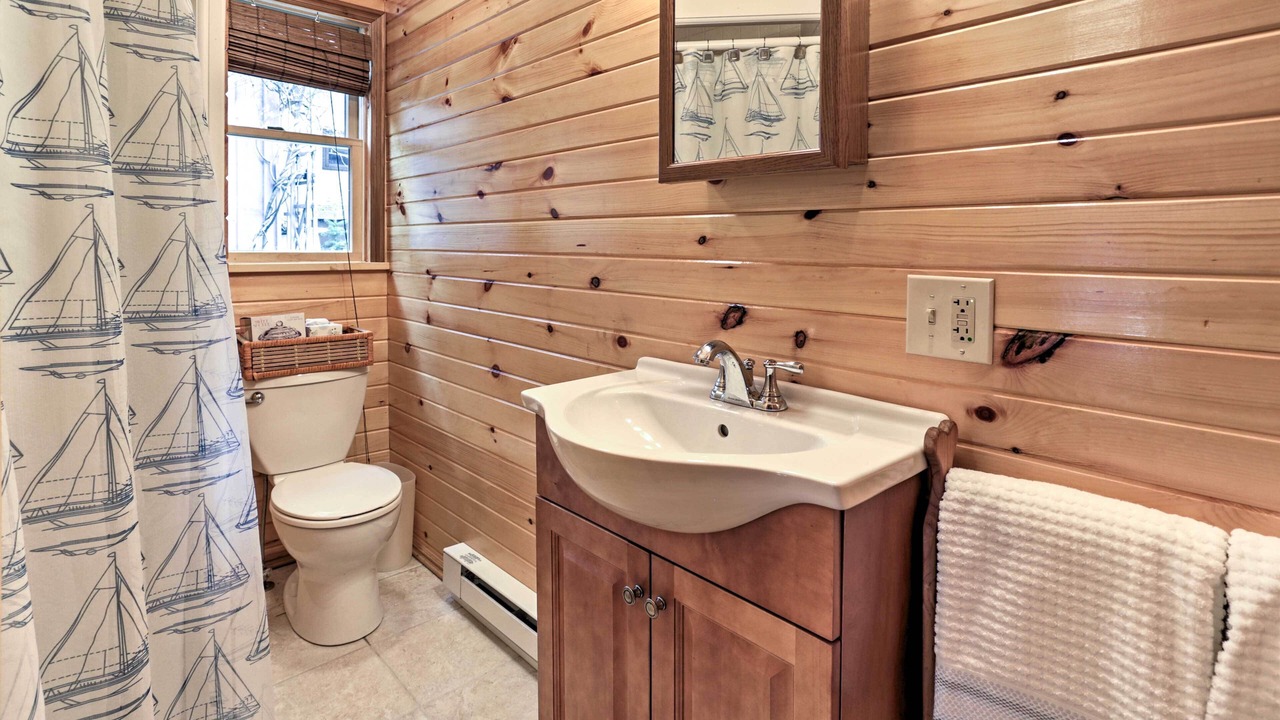 Photo of Bathroom in Bolton Landing