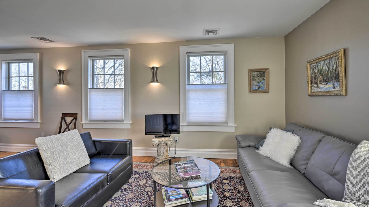 Photo of Livingroom in Greenport