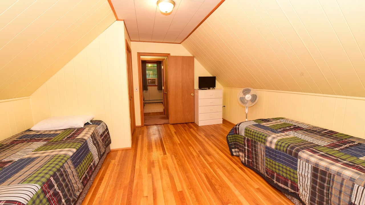 Photo of Bedroom in Eidelweiss Village