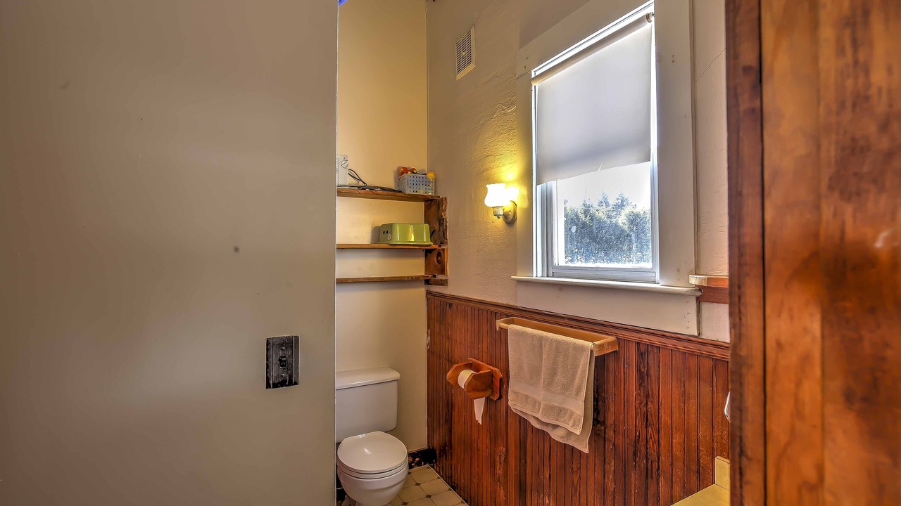 Photo of Bathroom in East Burke