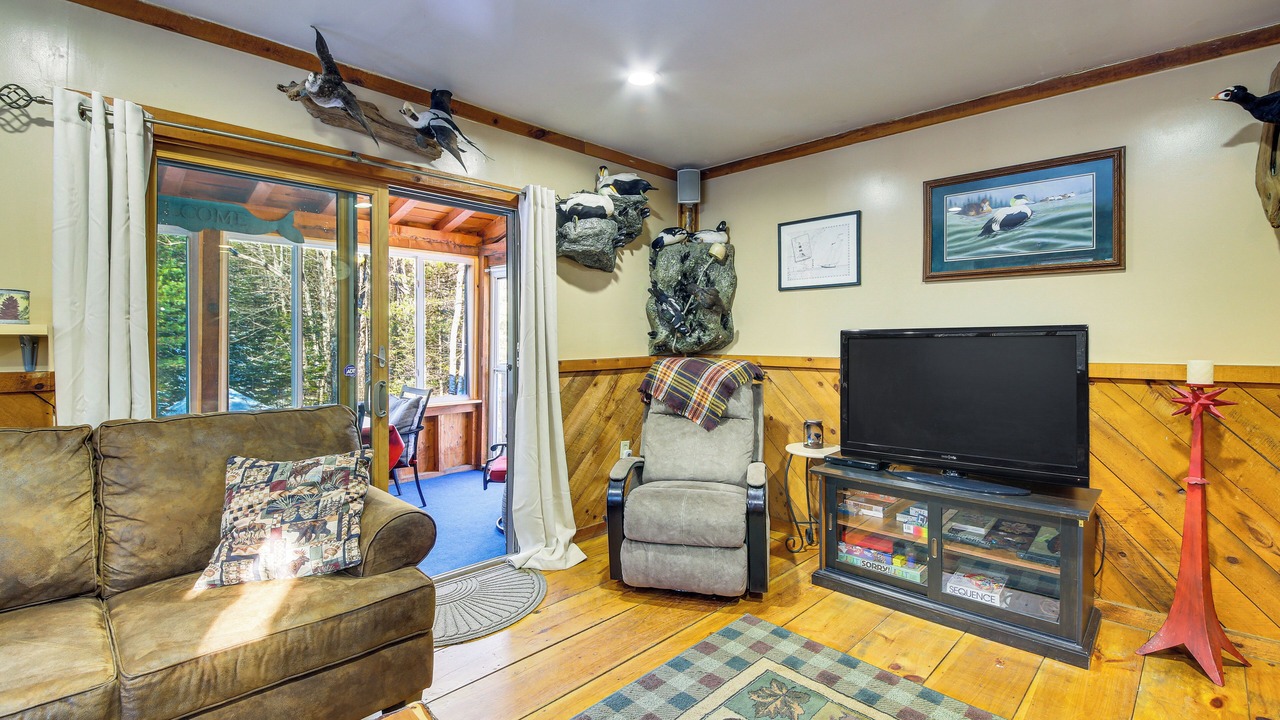 Photo of Livingroom in Searsport