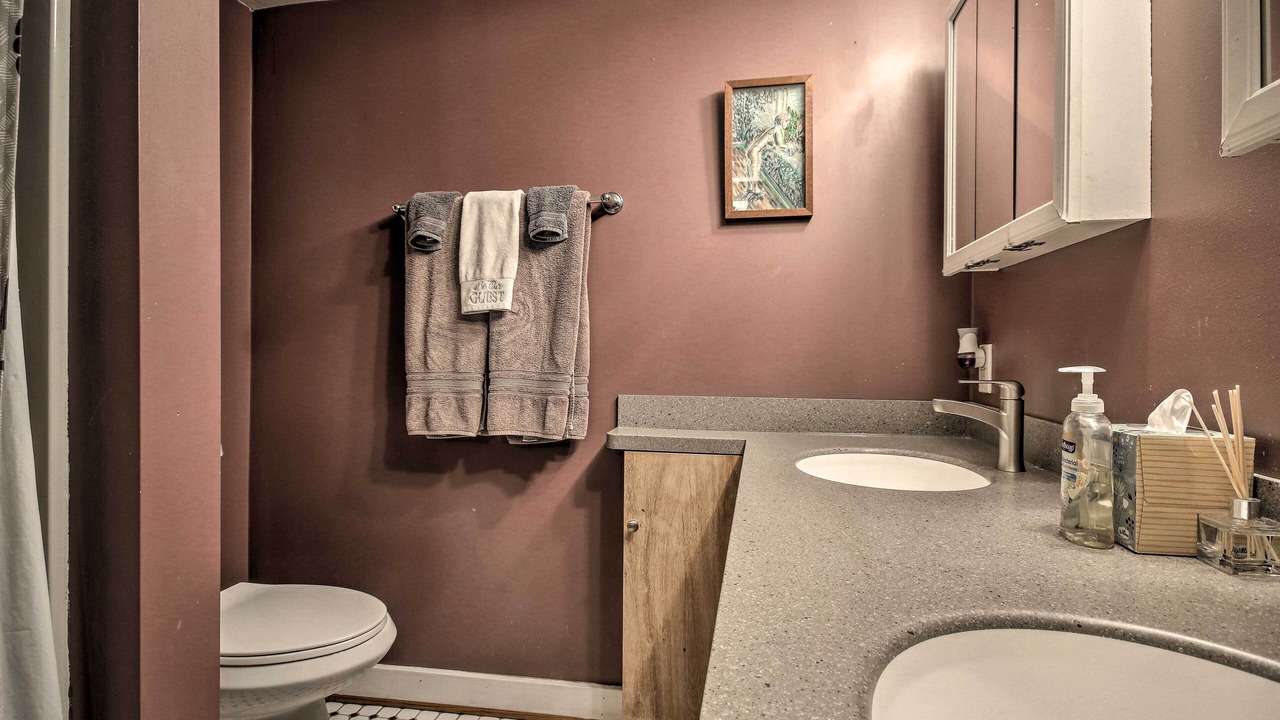 Photo of Bathroom in Harpers Ferry