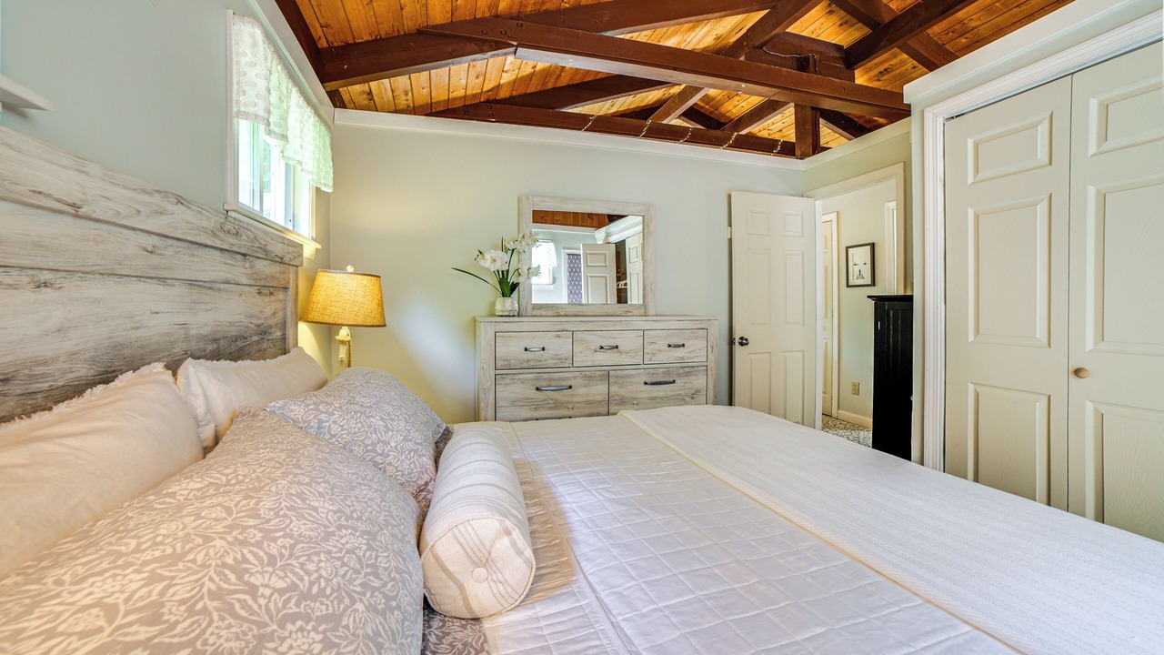 Photo of Bedroom in Newbury