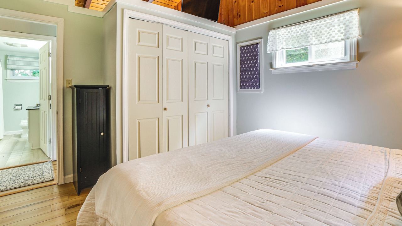 Photo of Bedroom in Newbury