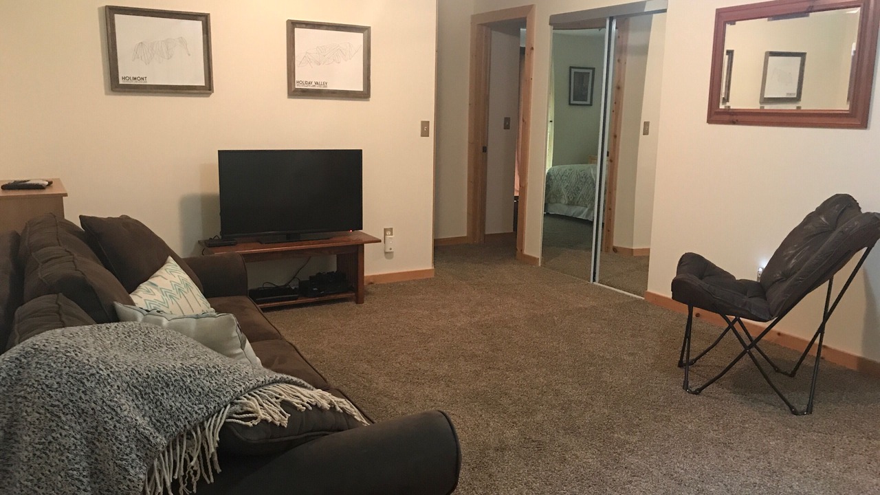 Photo of Livingroom in Great Valley
