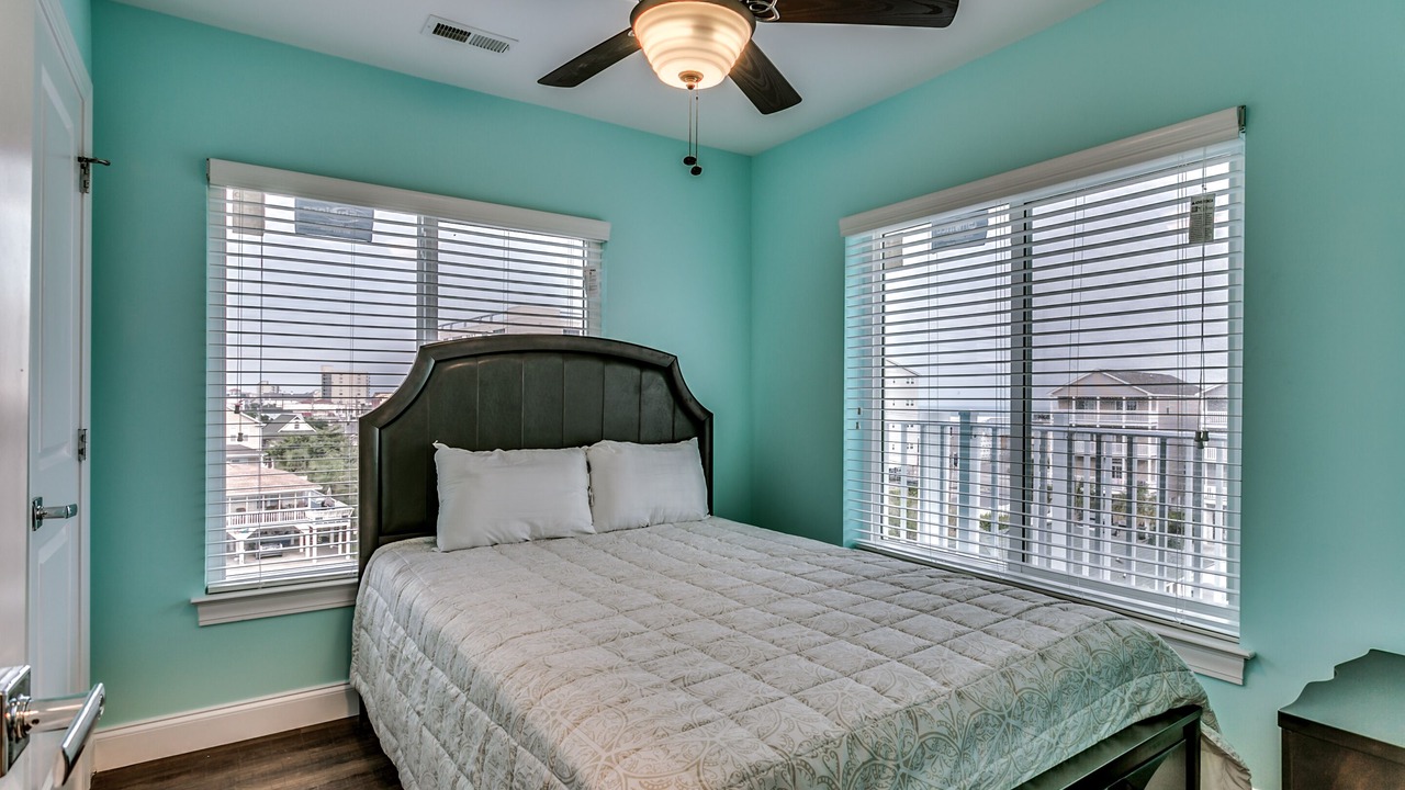 Photo of Bedroom in Cherry Grove Beach
