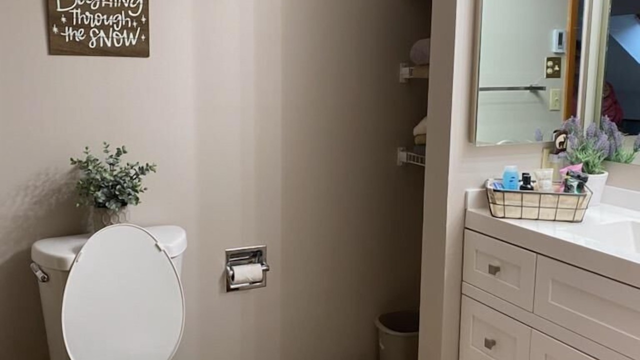 Photo of Bathroom in Thornton