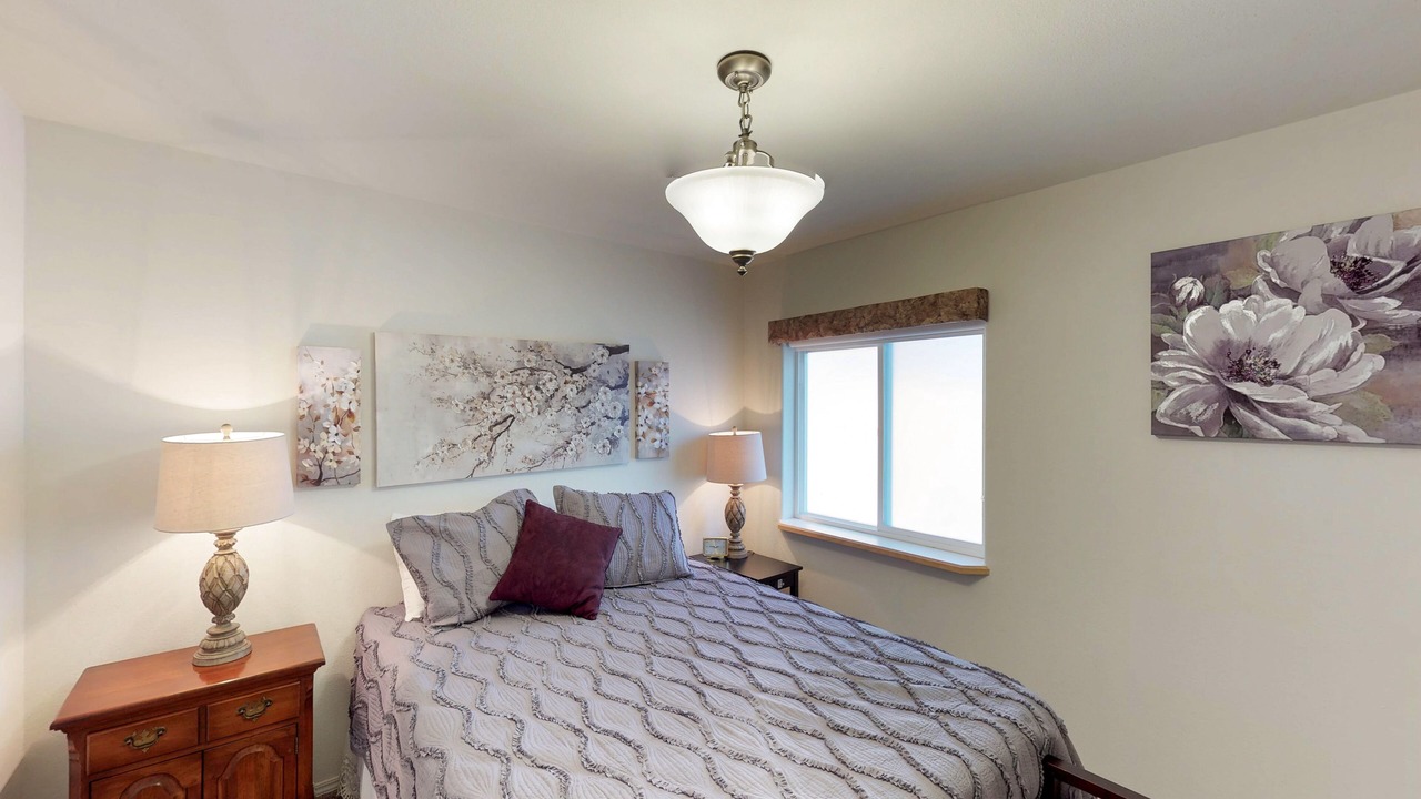 Photo of Bedroom in Manson