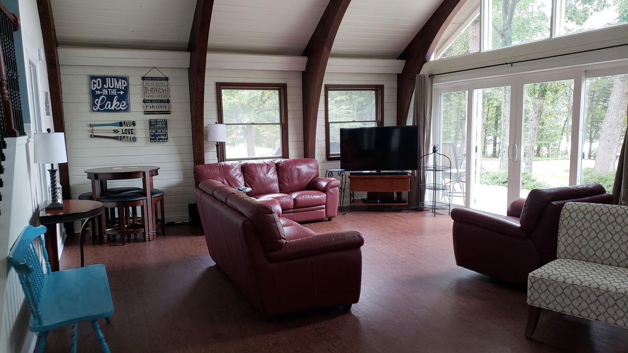 Photo of Livingroom in Bumpass