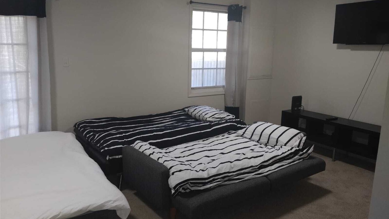 Photo of Bedroom in White Oak