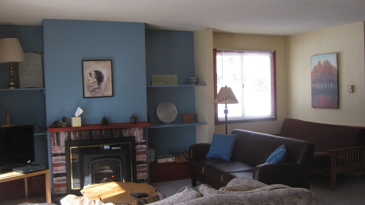 Photo of Livingroom in Stoneham