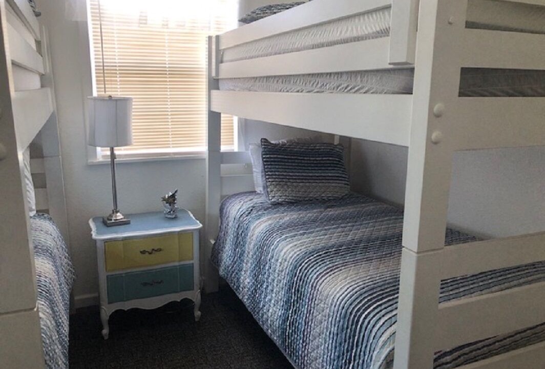 Photo of Bedroom in Bermuda Beach