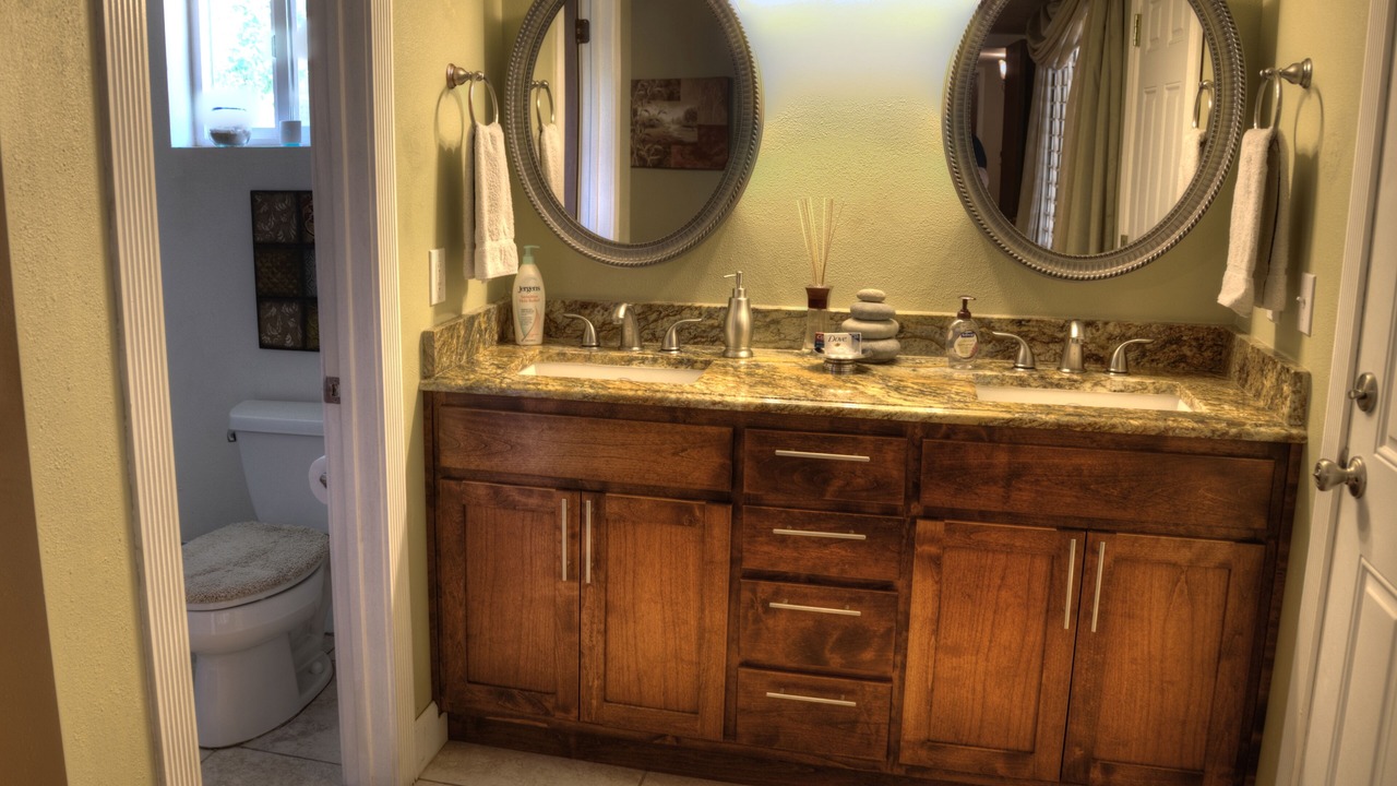 Photo of Bathroom in Raskin Estates