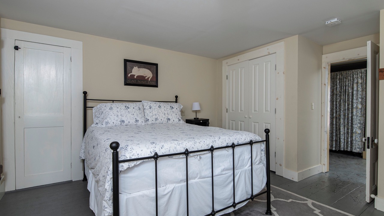 Photo of Bedroom in Chester Depot