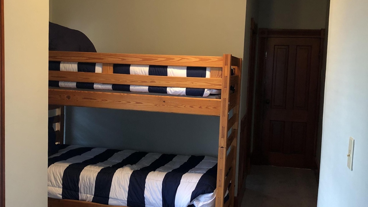 Photo of Bedroom in Ludlow