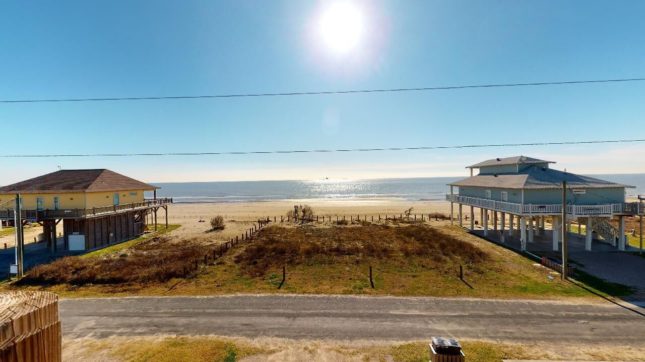 Photo of Others in Crystal Beach