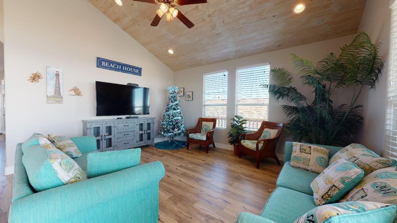 Photo of Livingroom in Crystal Beach