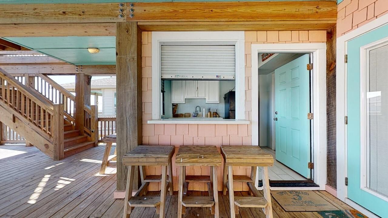 Photo of Outdoor in Crystal Beach