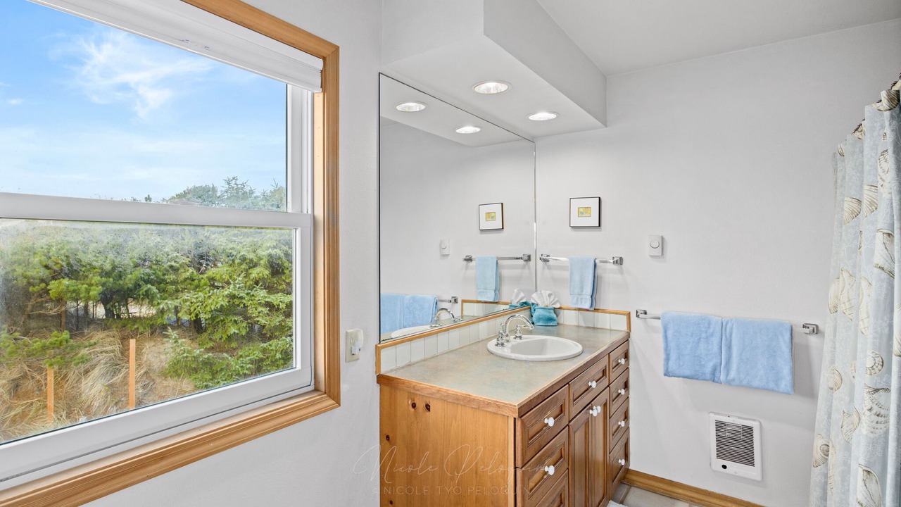 Photo of Bathroom in Tierra Del Mar