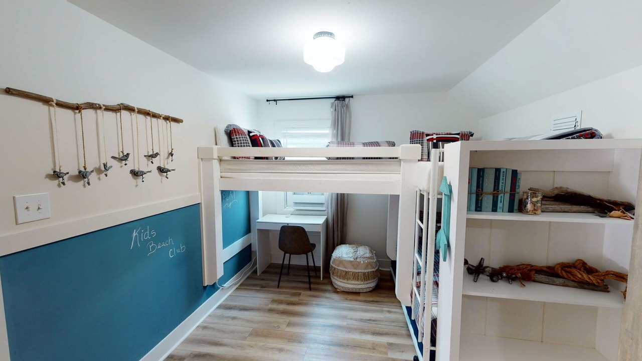 Photo of Bedroom in Southpointe