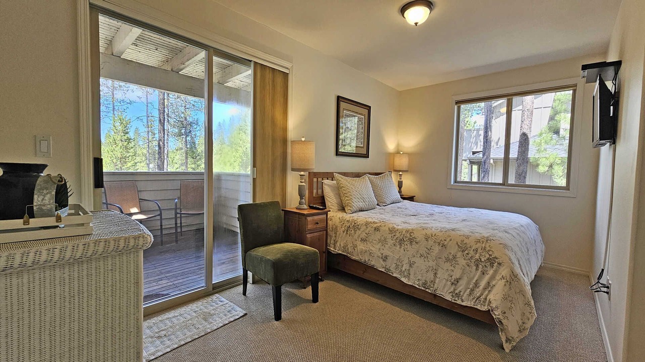 Photo of Bedroom in Deer Park