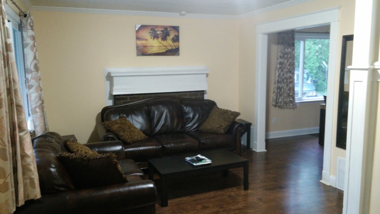 Photo of Livingroom in Niagara Falls