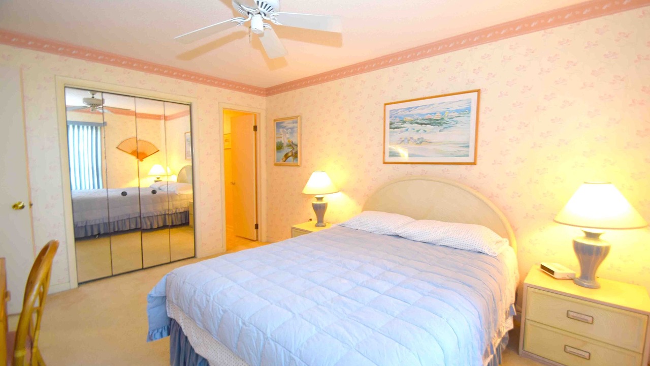 Photo of Bedroom in Heron Harbour Isle