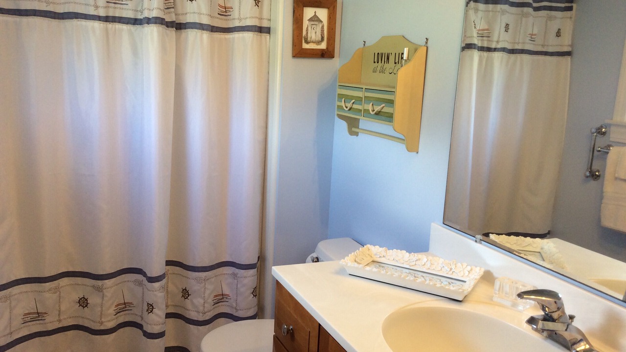 Photo of Bathroom in Alburg