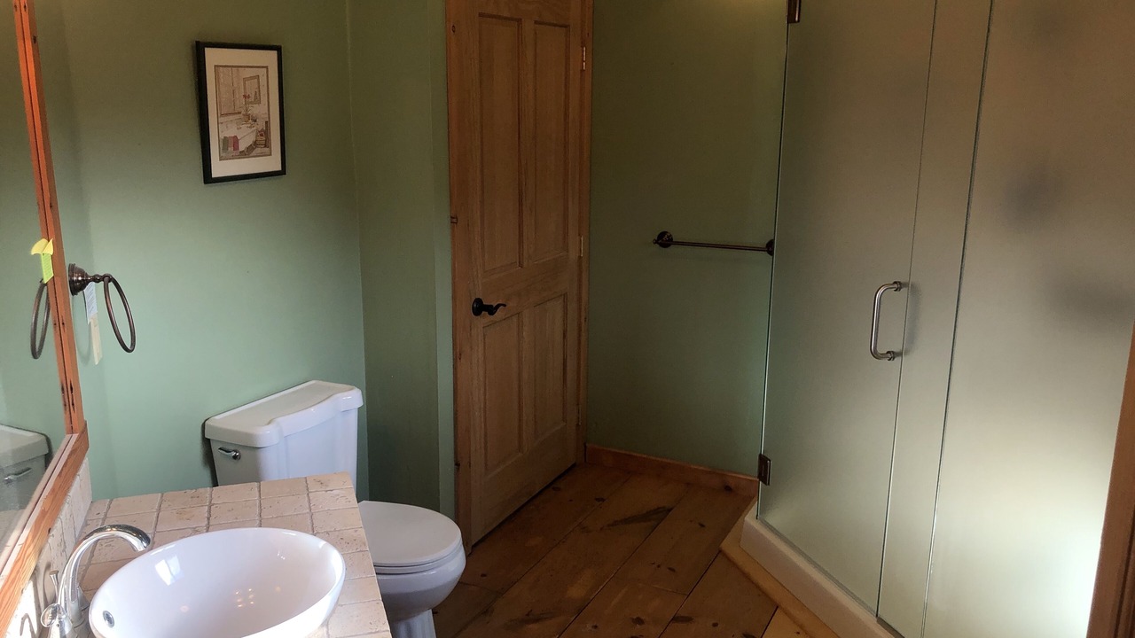 Photo of Bathroom in Marblemount