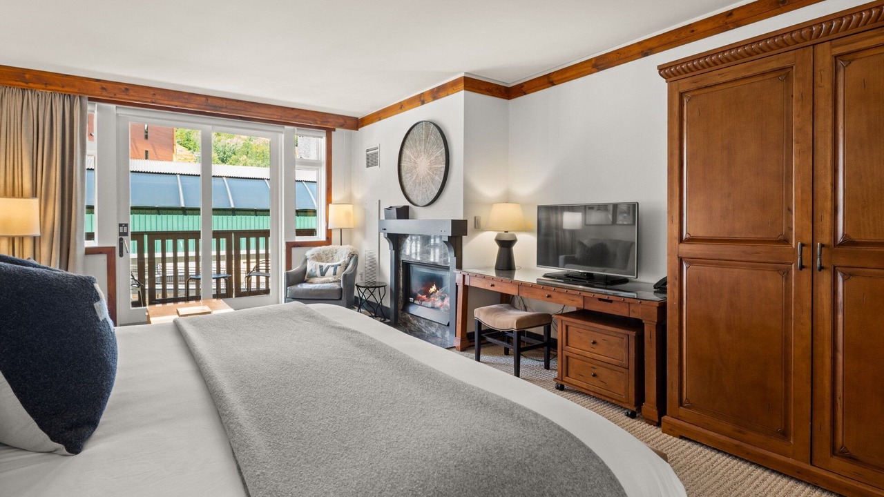 Photo of Bedroom in Stowe Village Historic District