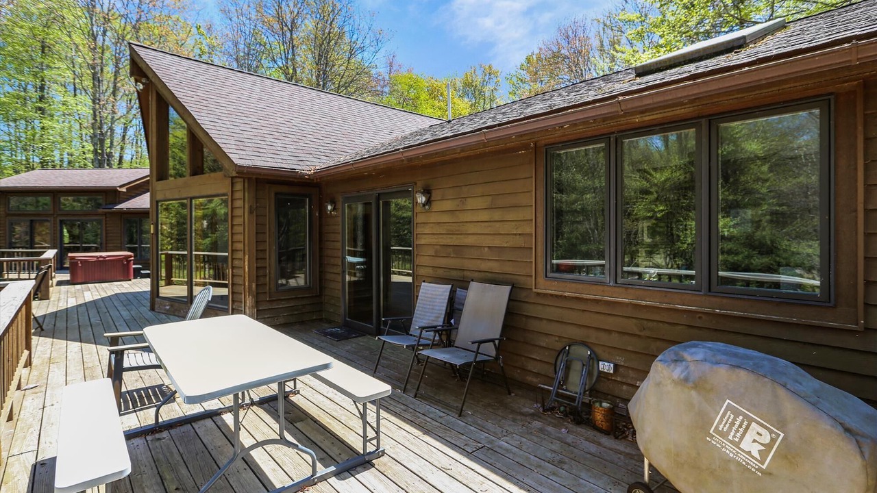 Photo of Outdoor in Timberline