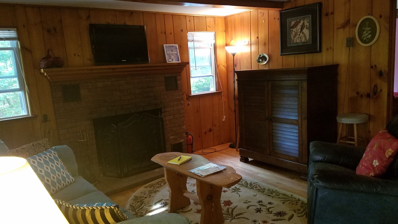 Photo of Bedroom in Hillsdale