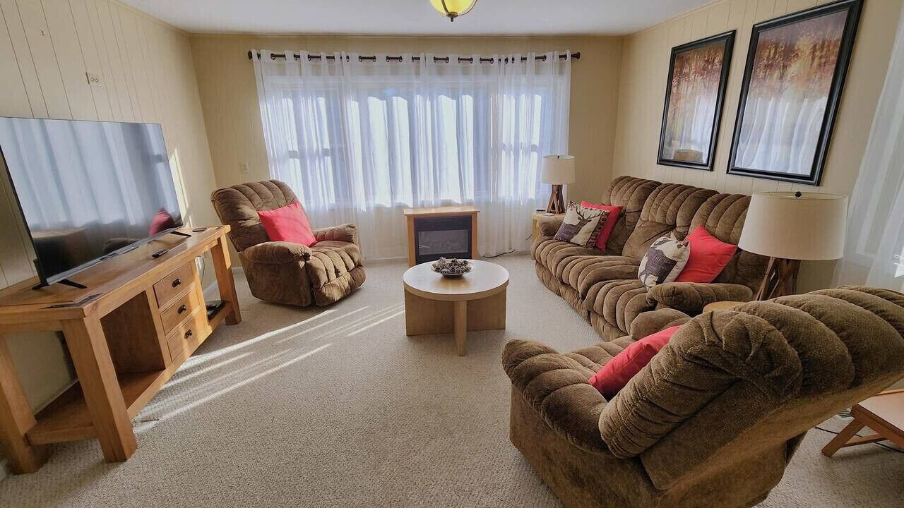 Photo of Livingroom in Chestertown