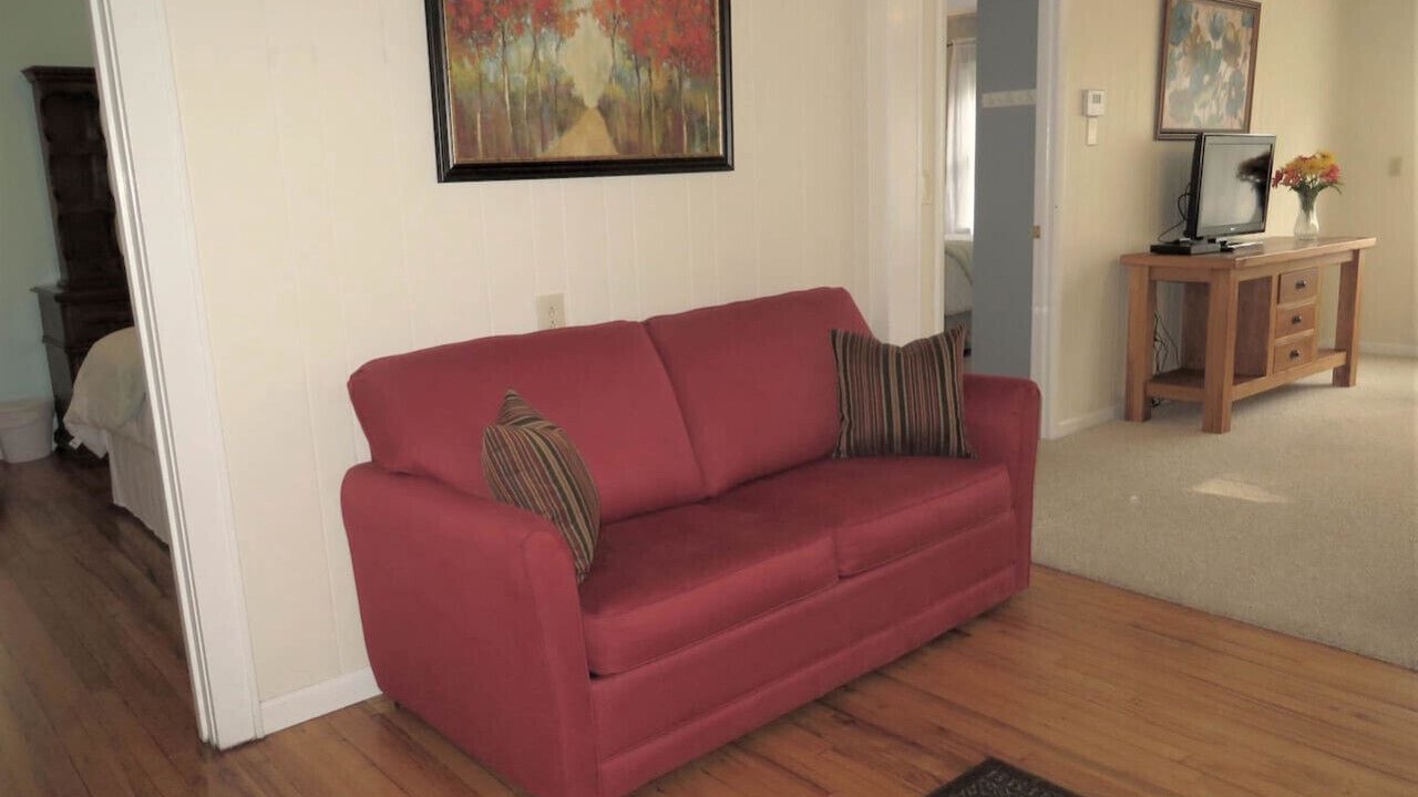Photo of Livingroom in Chestertown