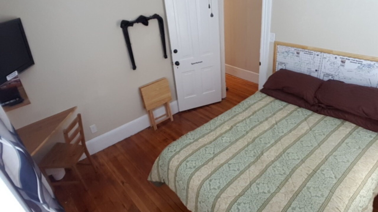 Photo of Bedroom in Freeman