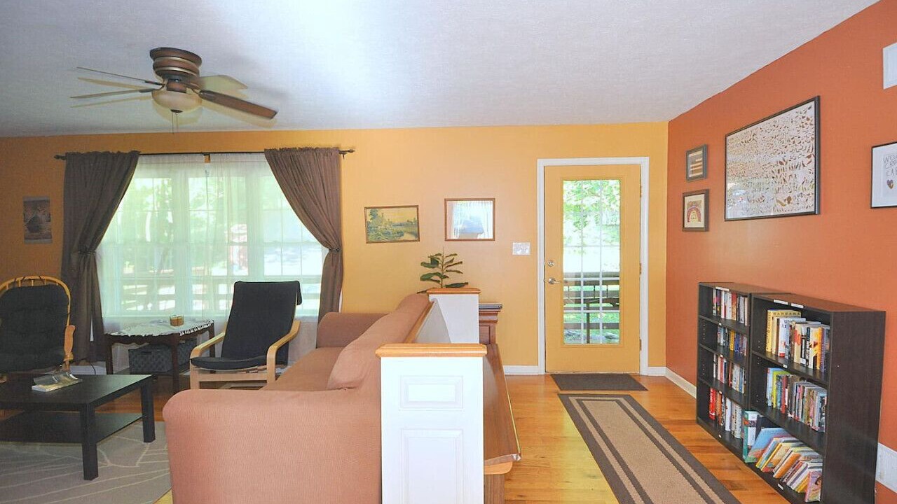 Photo of Bedroom in Berkeley Springs
