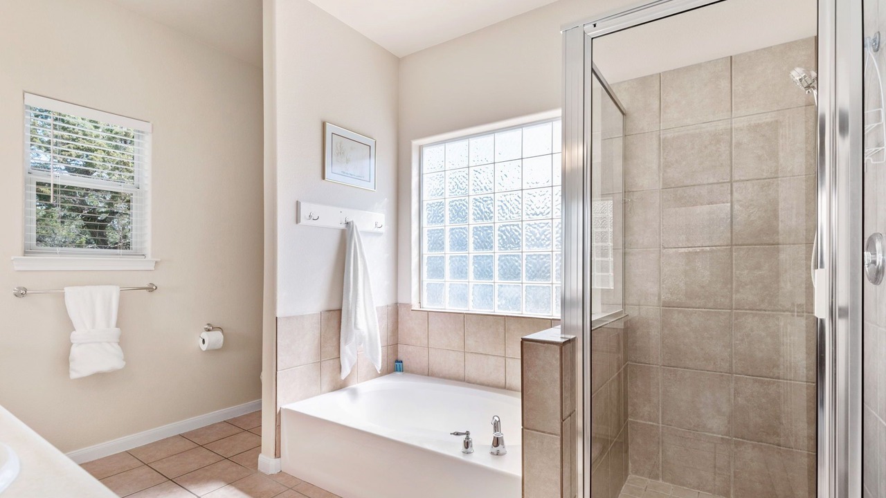 Photo of Bathroom in Canyon Lake