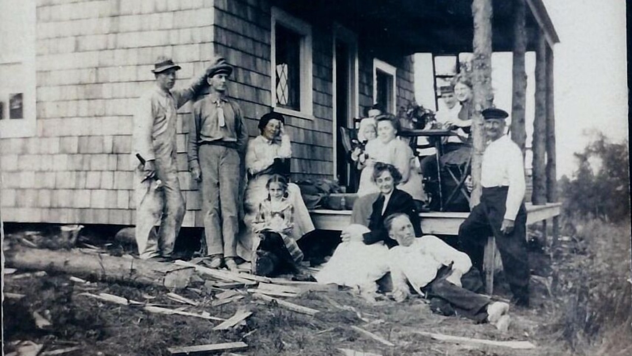 Photo of Others in North River