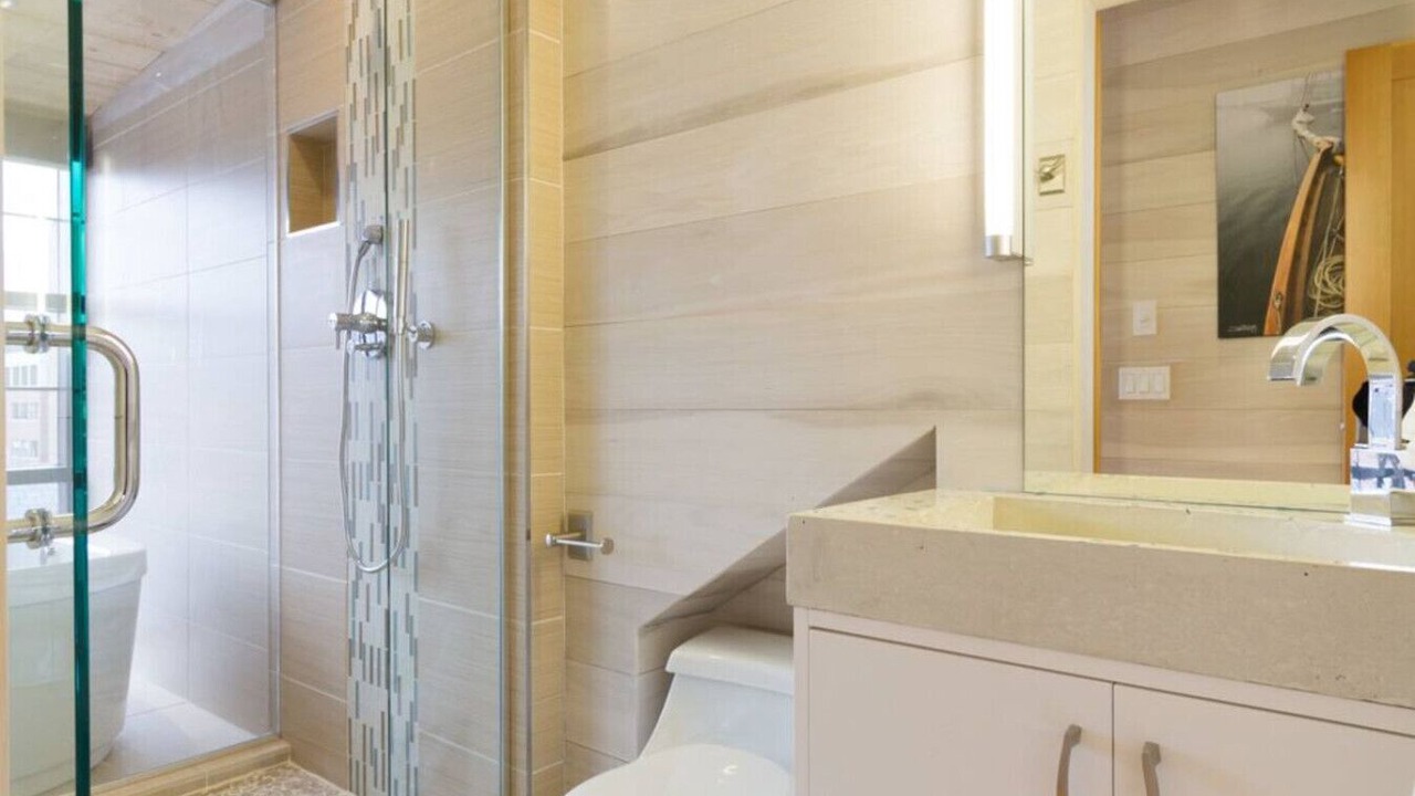 Photo of Bathroom in Old Port